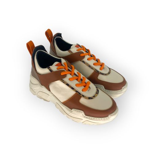 Zapatilla Tiziano Modele Acordonada Suela