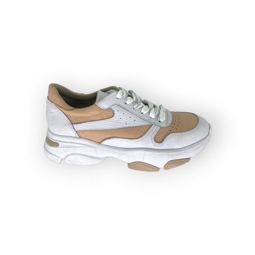 Zapatilla Lemon Pie Acordonada Recta Blanco Nude