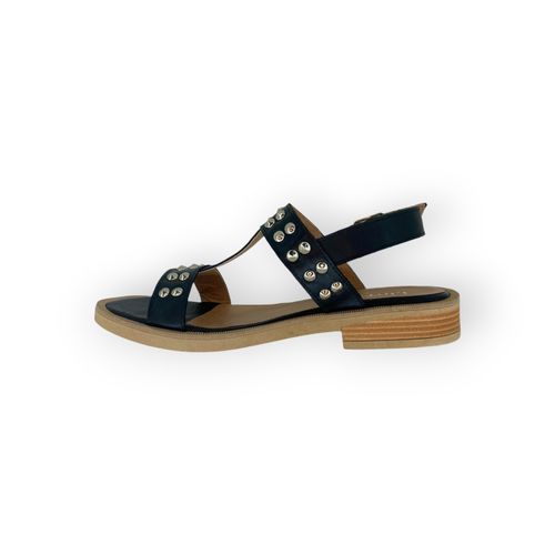 Sandalia Liotta Isolde Tachas Negro