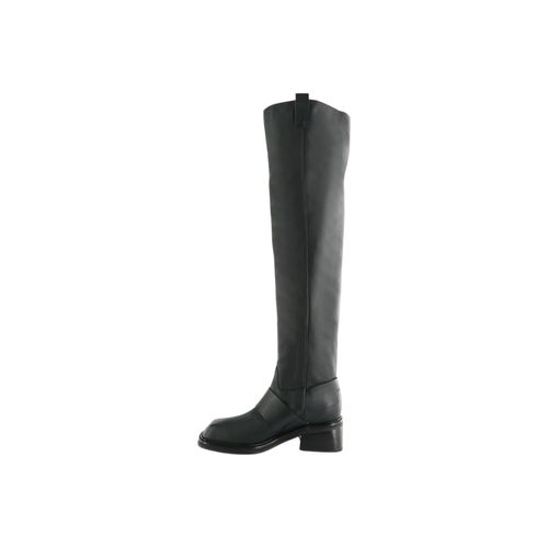 Bucanera Sarkany Tagna Negro