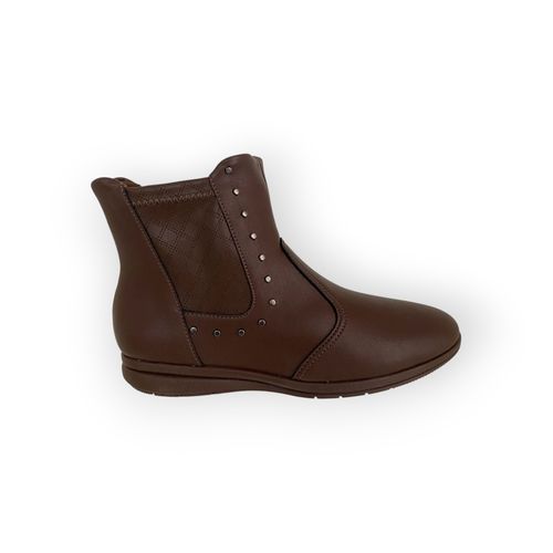 Botineta Piccadilly Tachas Choco