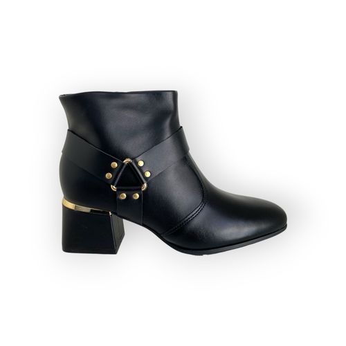 Bota Modare Tachas Negro