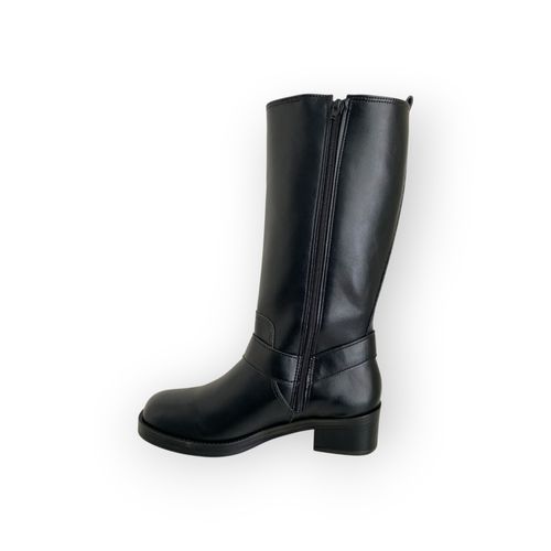 Bota Via Marte Tachas Negro