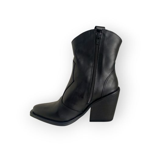 Texana Pia Vittelli California Negro