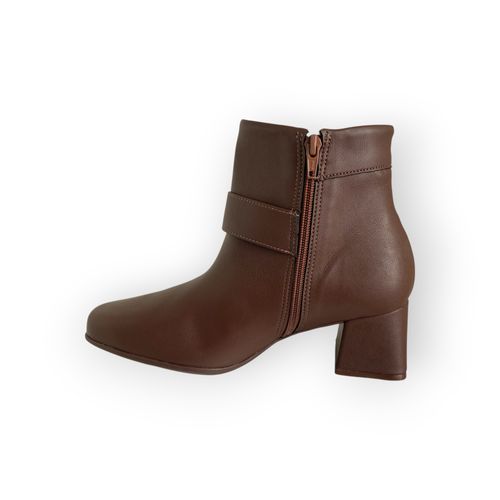 Botineta Piccadilly Tachas Madera