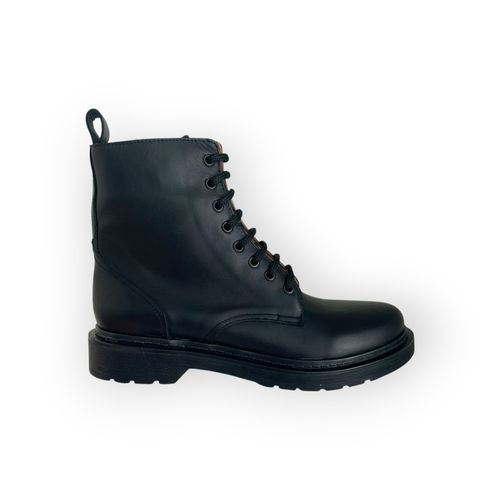 Borcego Micadel Acordonado Negro