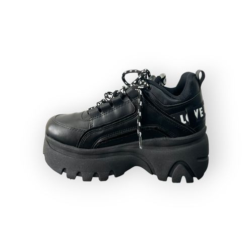 Zapato Outlet Base Acordonado Negro